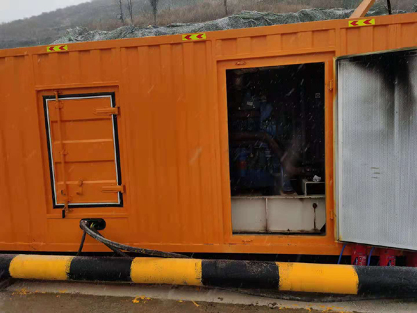 凤泉发电机出租 柴油发电机组电压低报警怎么办？