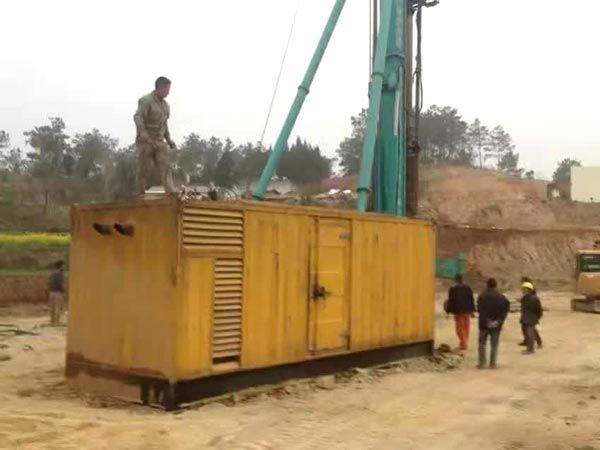 凤泉如何判断水冷式机油散热器密封件是否需要更换？